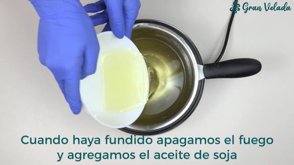Cómo hacer squeezable wax melts paso 2